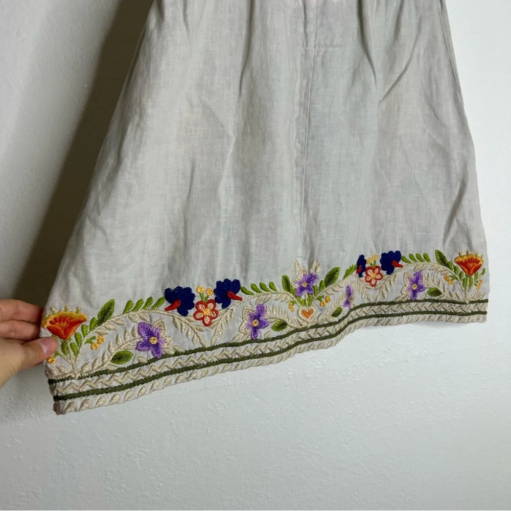 Johnny Was 100% Linen Tan Floral Embrodiered Pull on Skirt Size Small